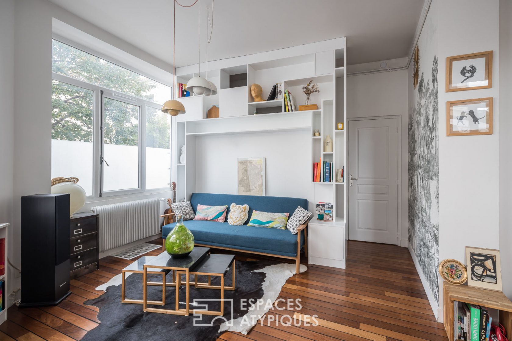 Former laboratory transformed into a loft-style duplex