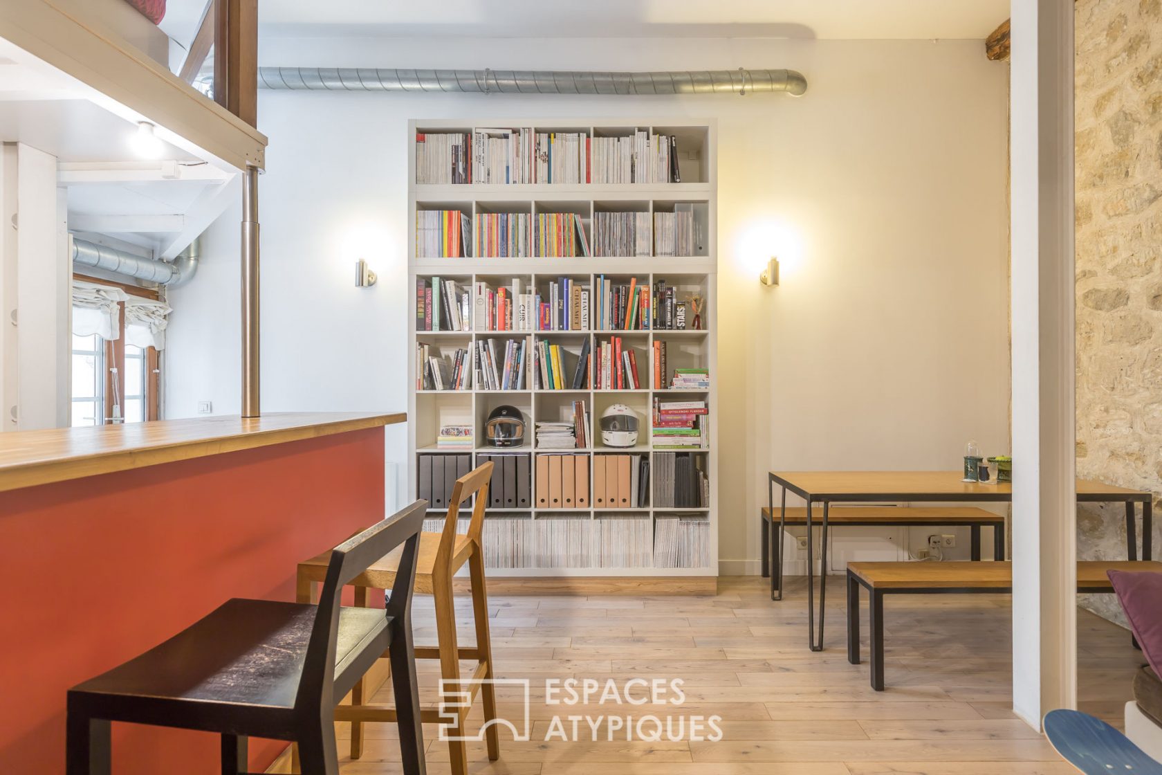 Mini loft on courtyard with mezzanine