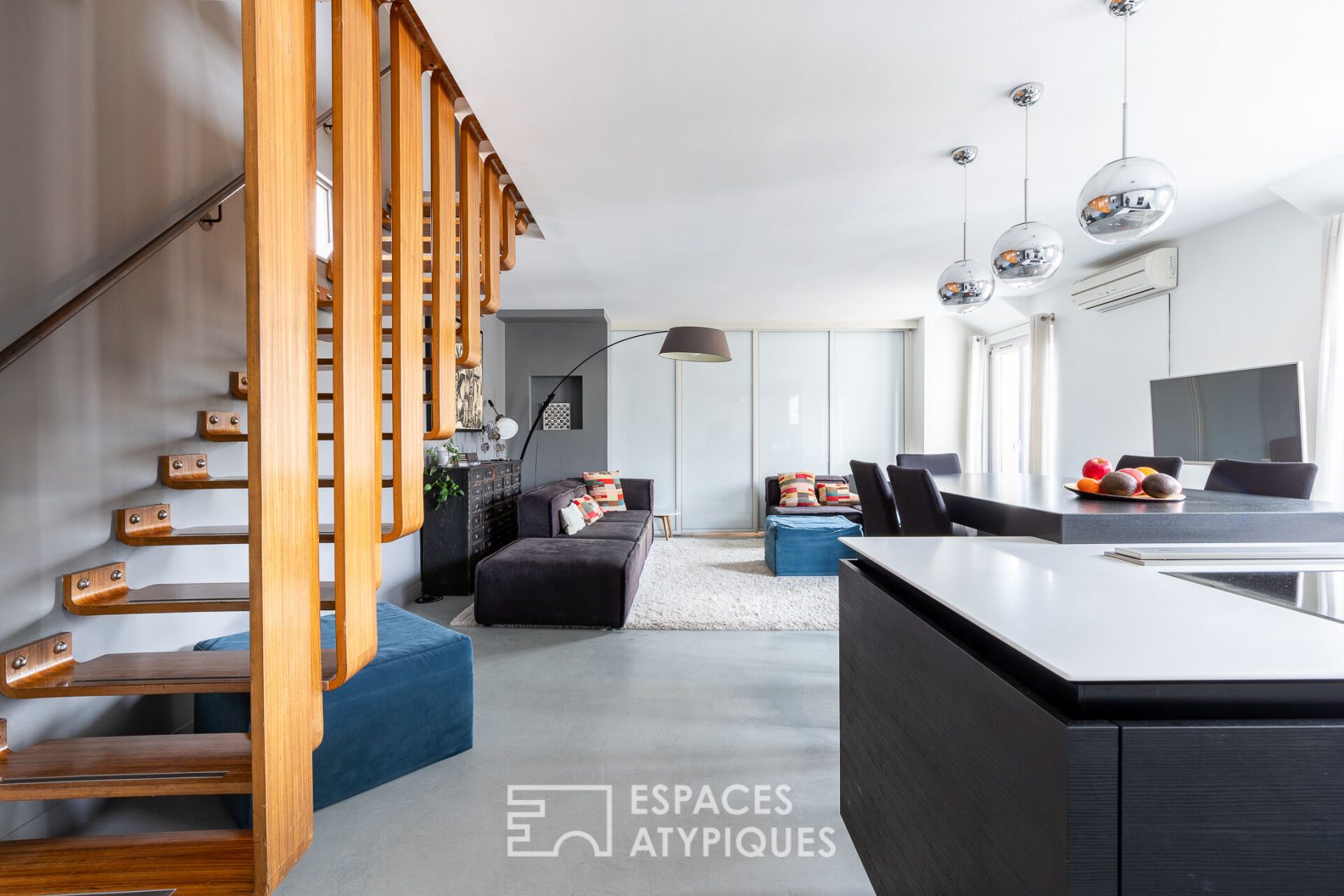 Duplex on the top floor with roof-terrace