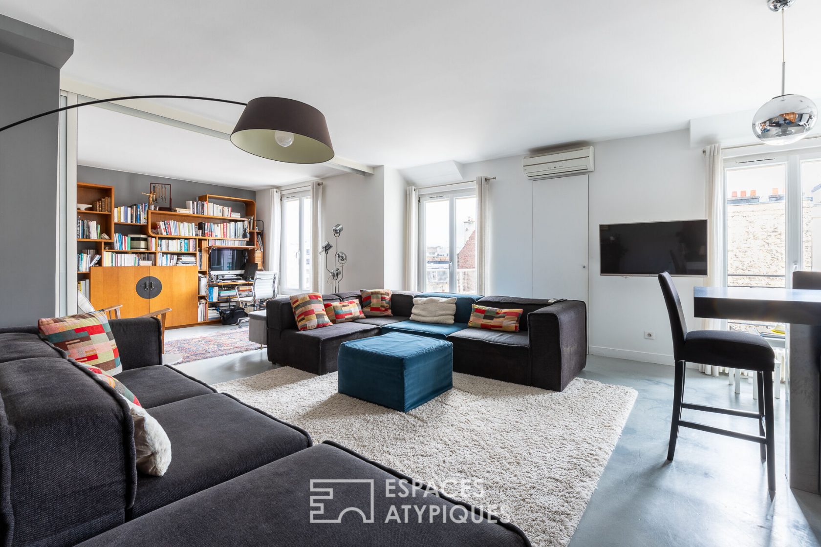 Duplex on the top floor with roof-terrace