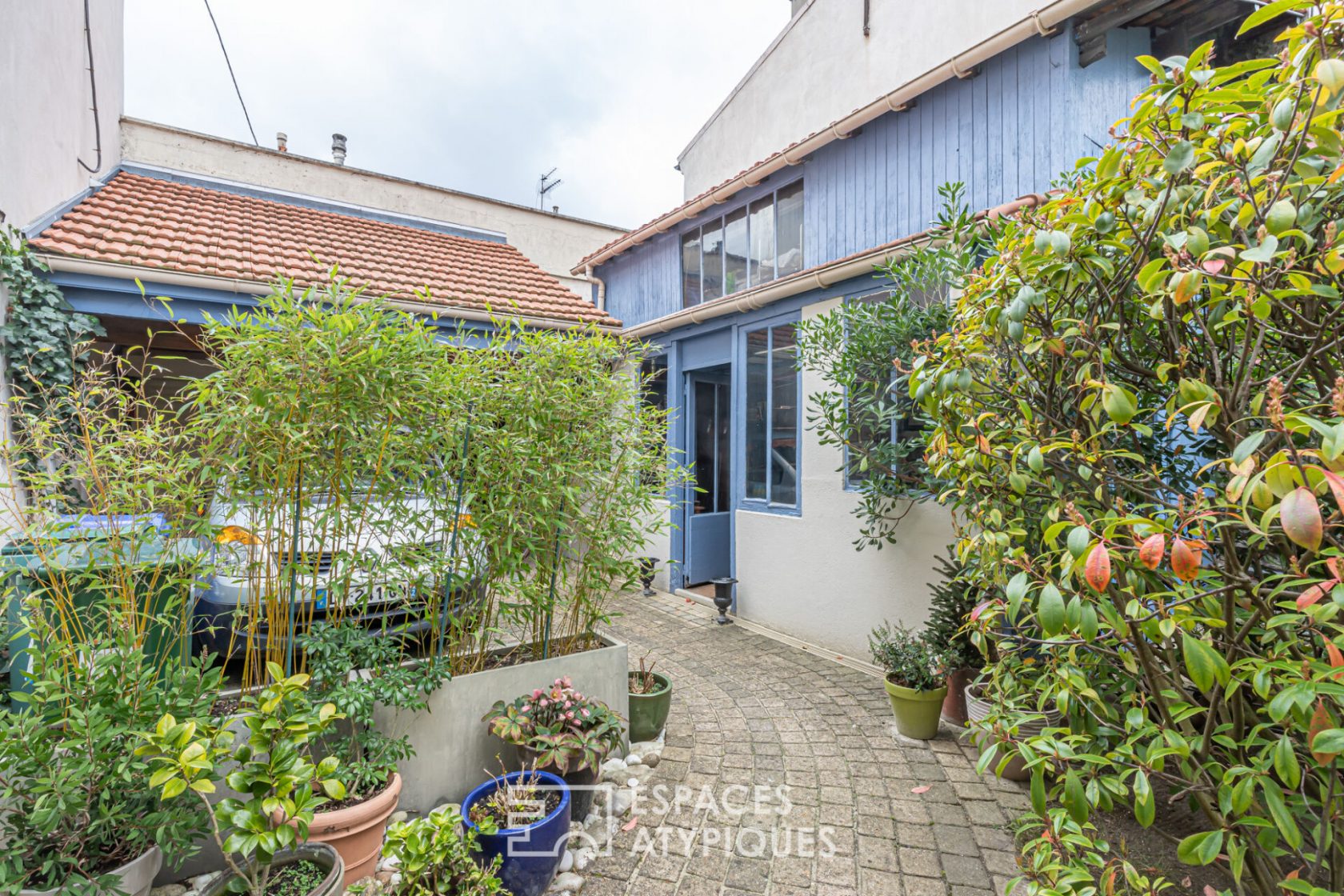 House with garden and outbuilding