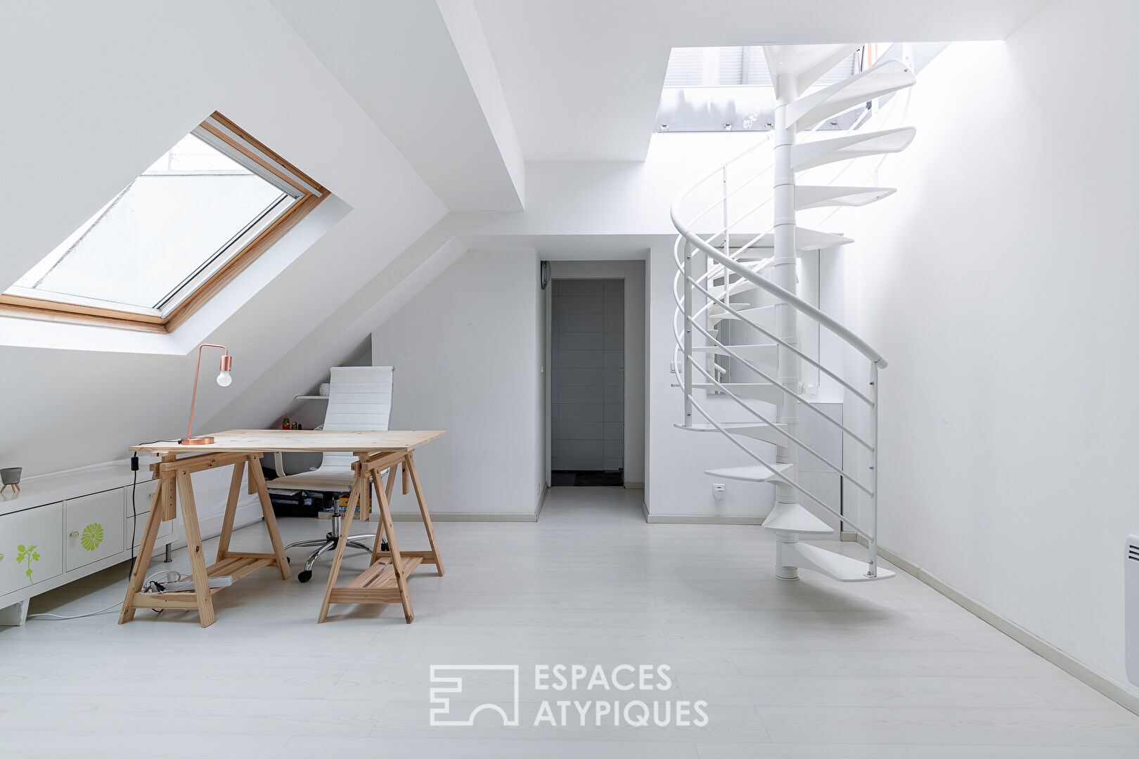 Top floor duplex with roof terrace