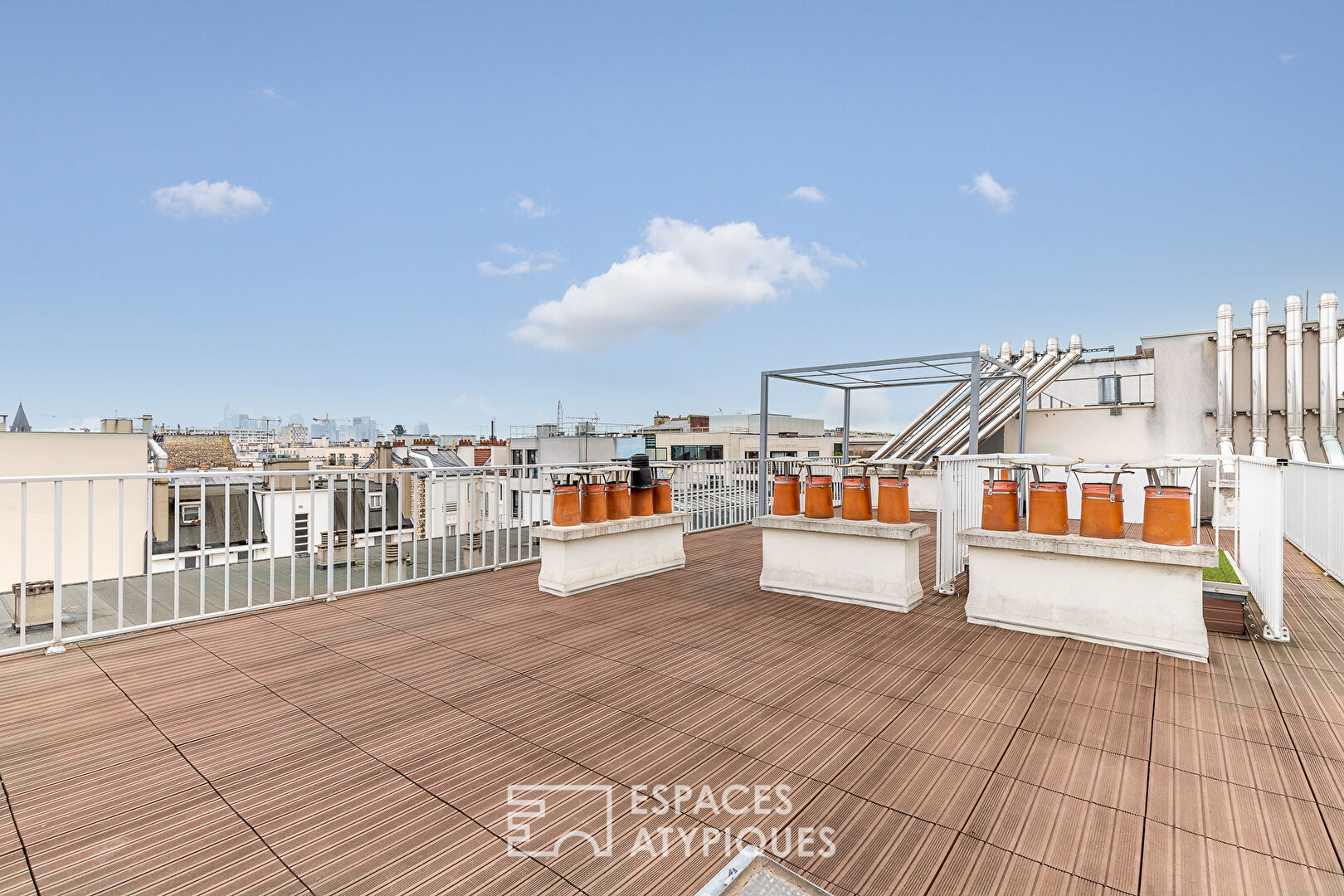 Top floor duplex with roof terrace