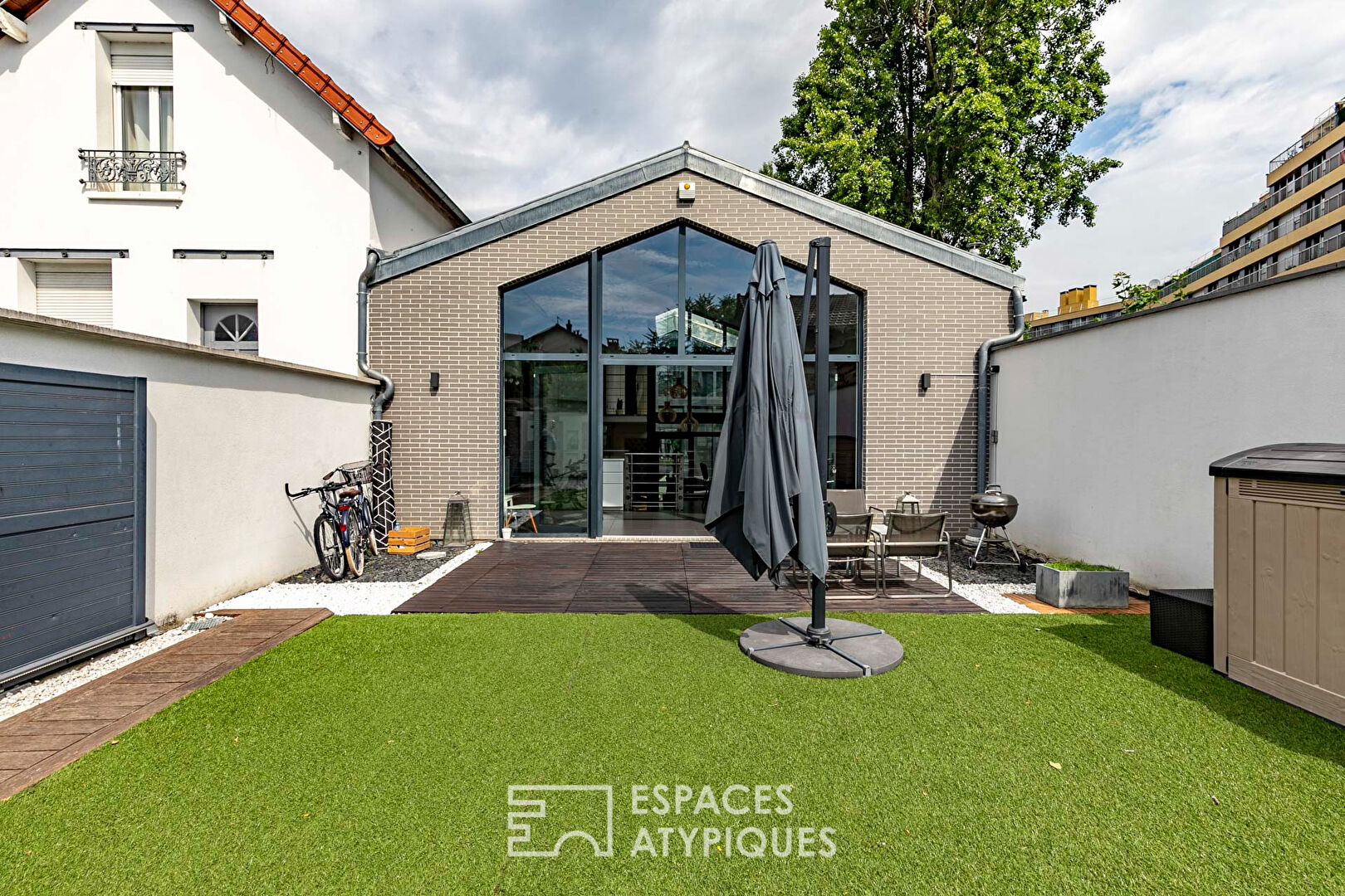 Maison-loft avec jardin et patio