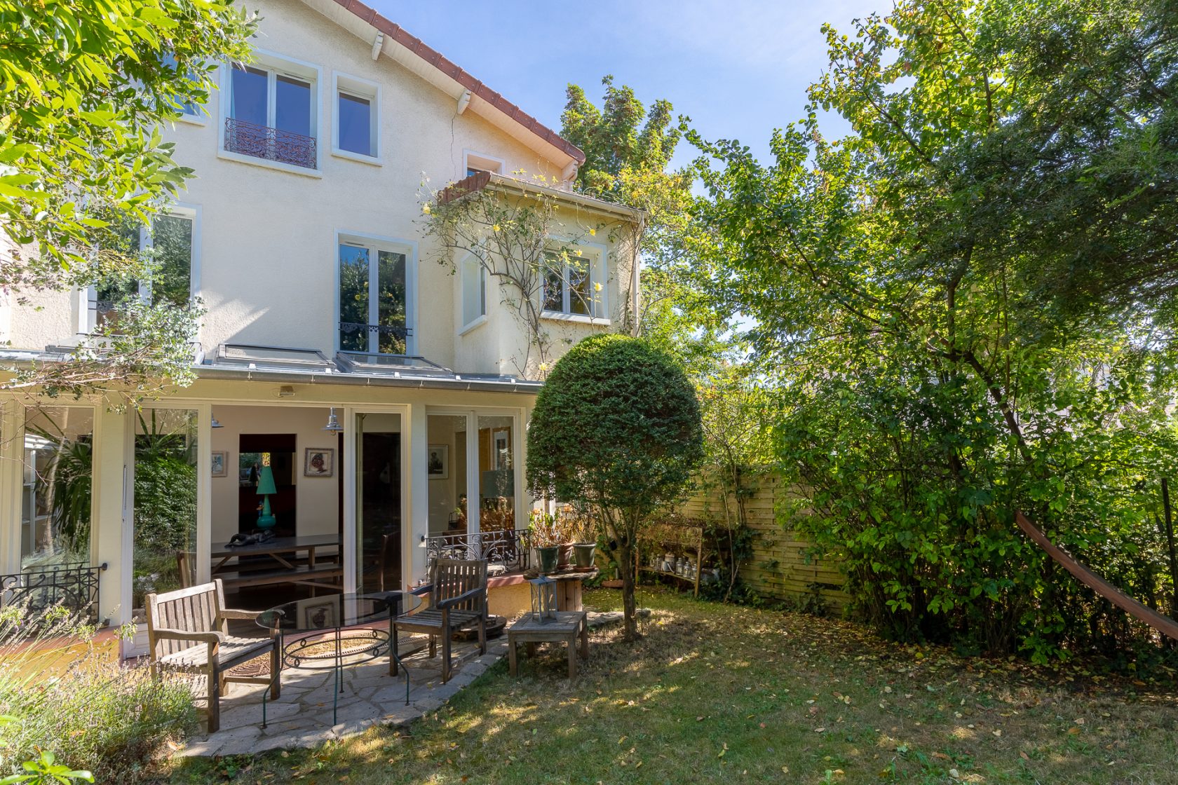 Maison avec jardin et studio indépendant