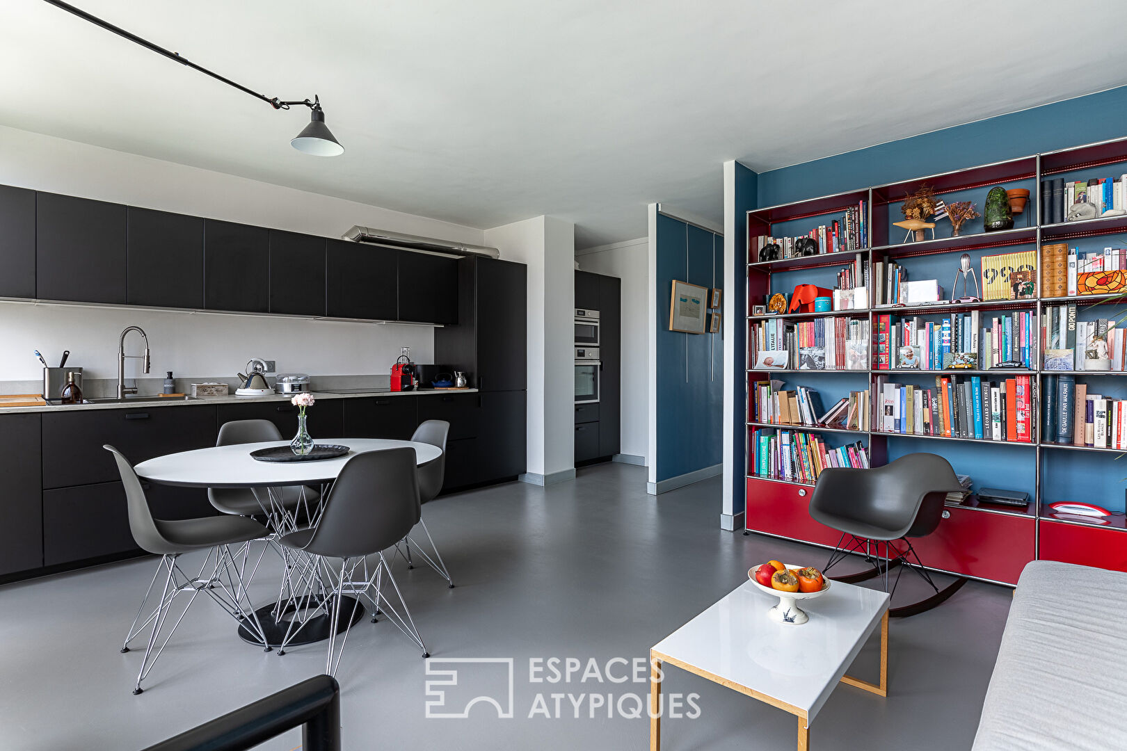 Architect’s apartment in Fernand Pouillon residence