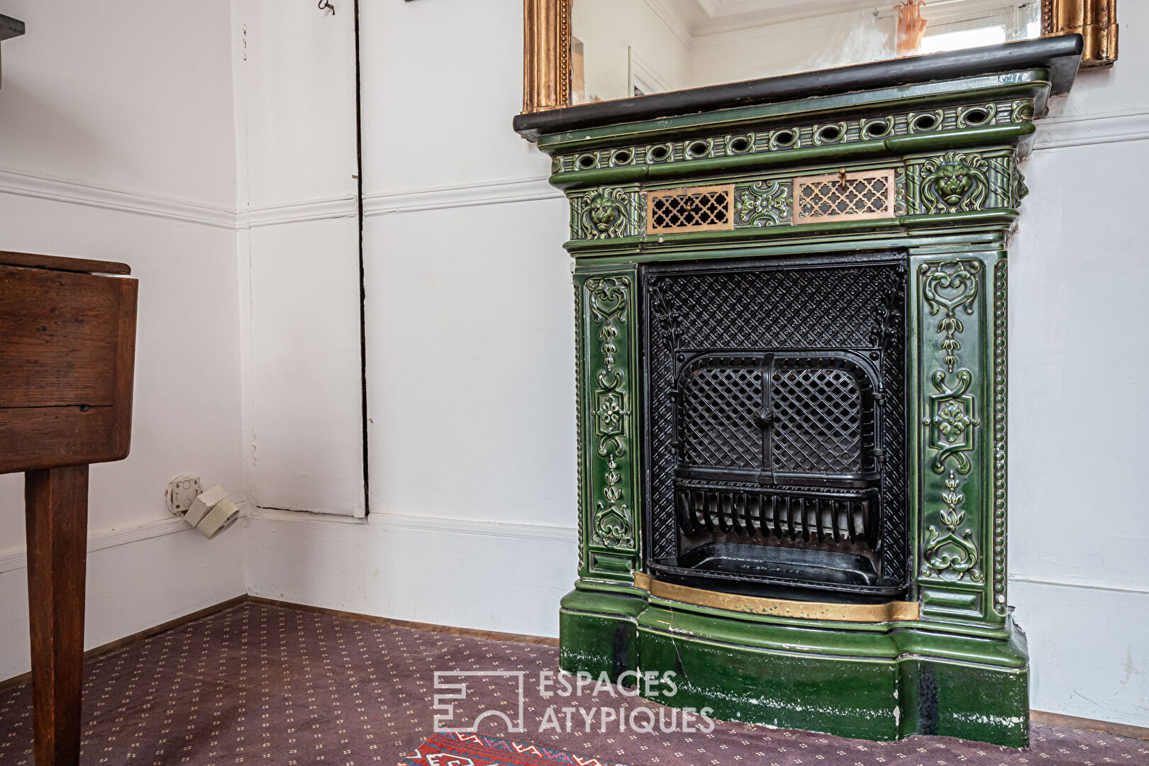 Appartement et ancien atelier de photographe avec terrasse à repenser