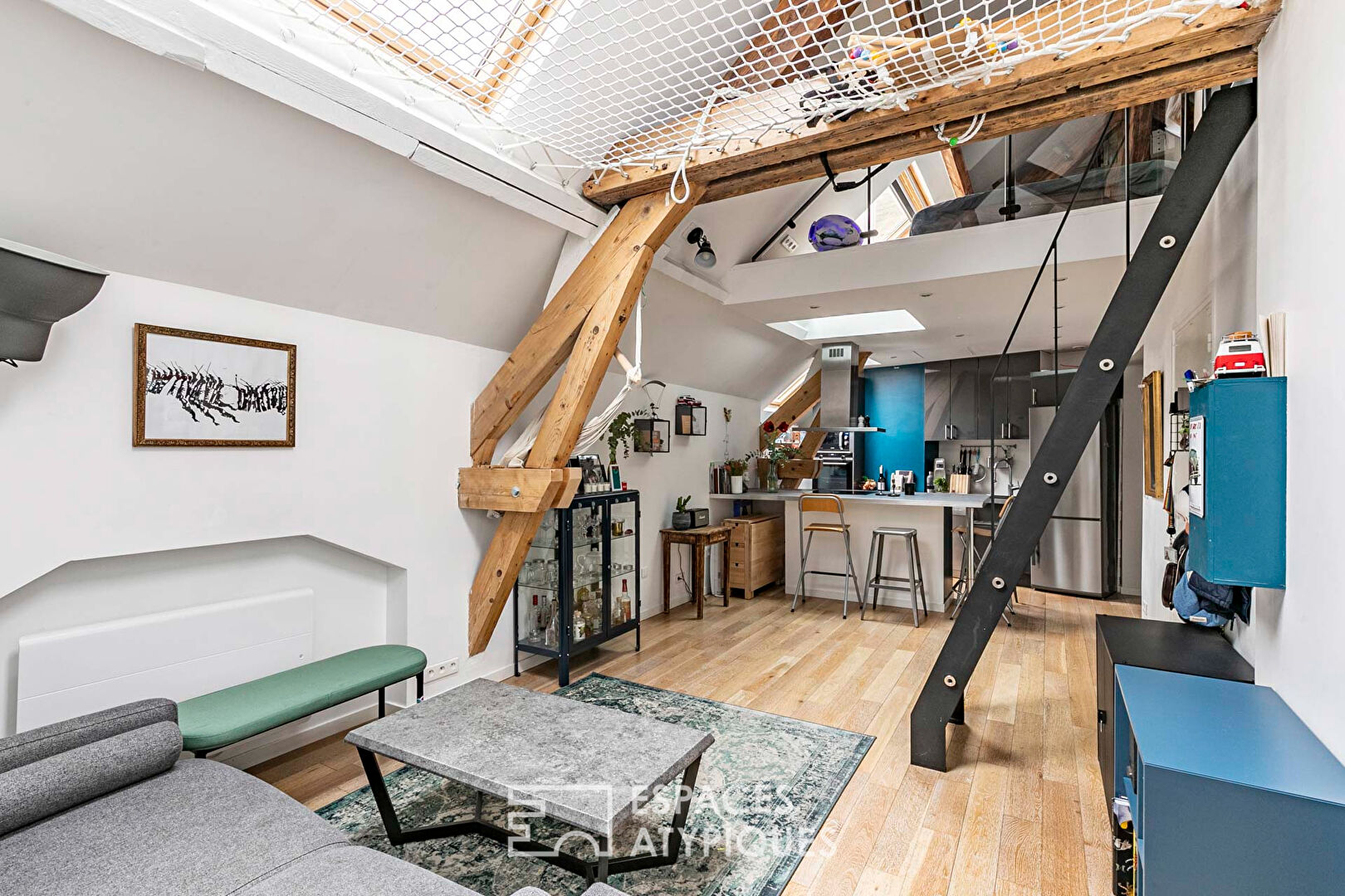 Top floor with mezzanines