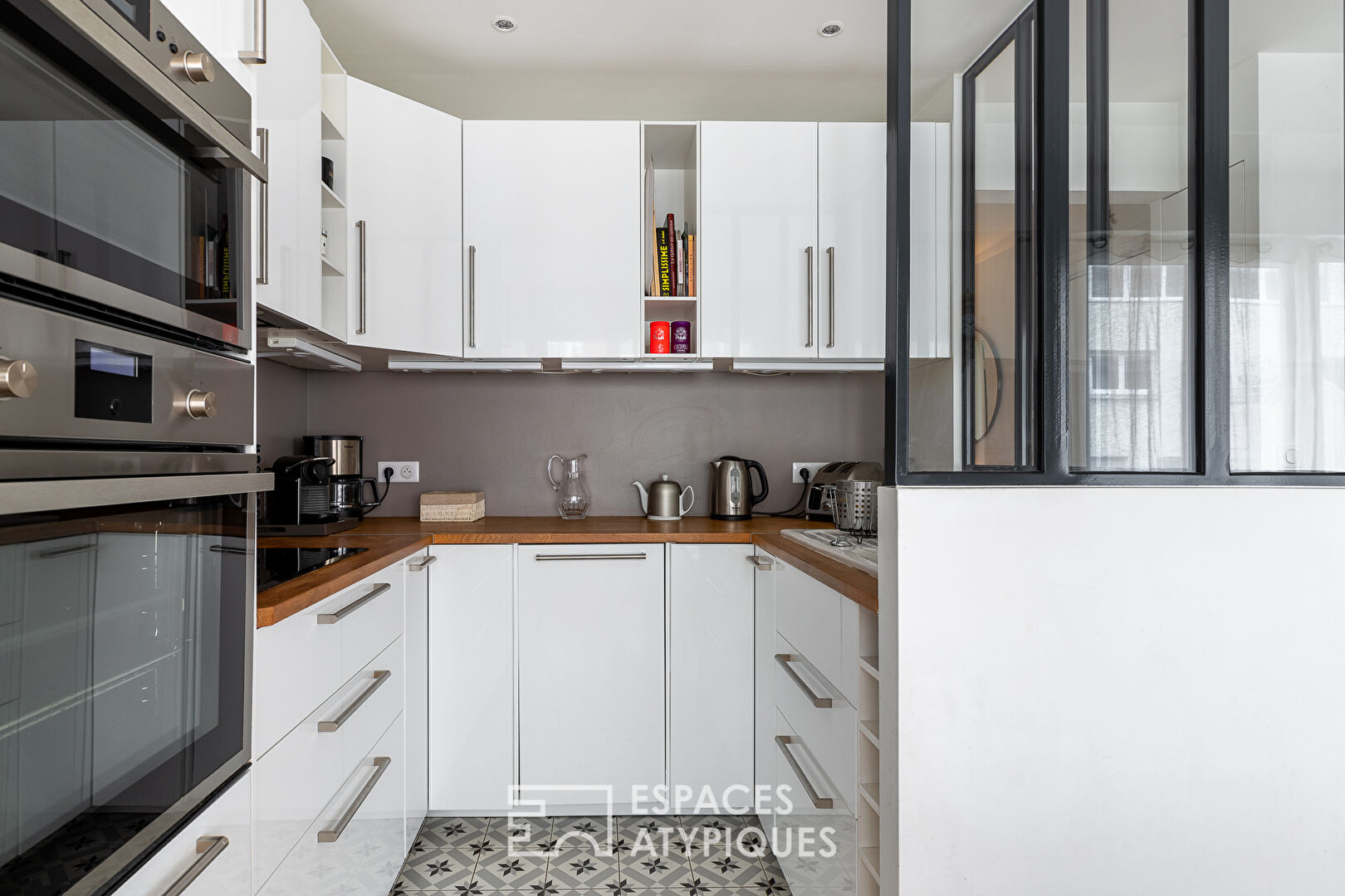 Appartement traversant avec balcon