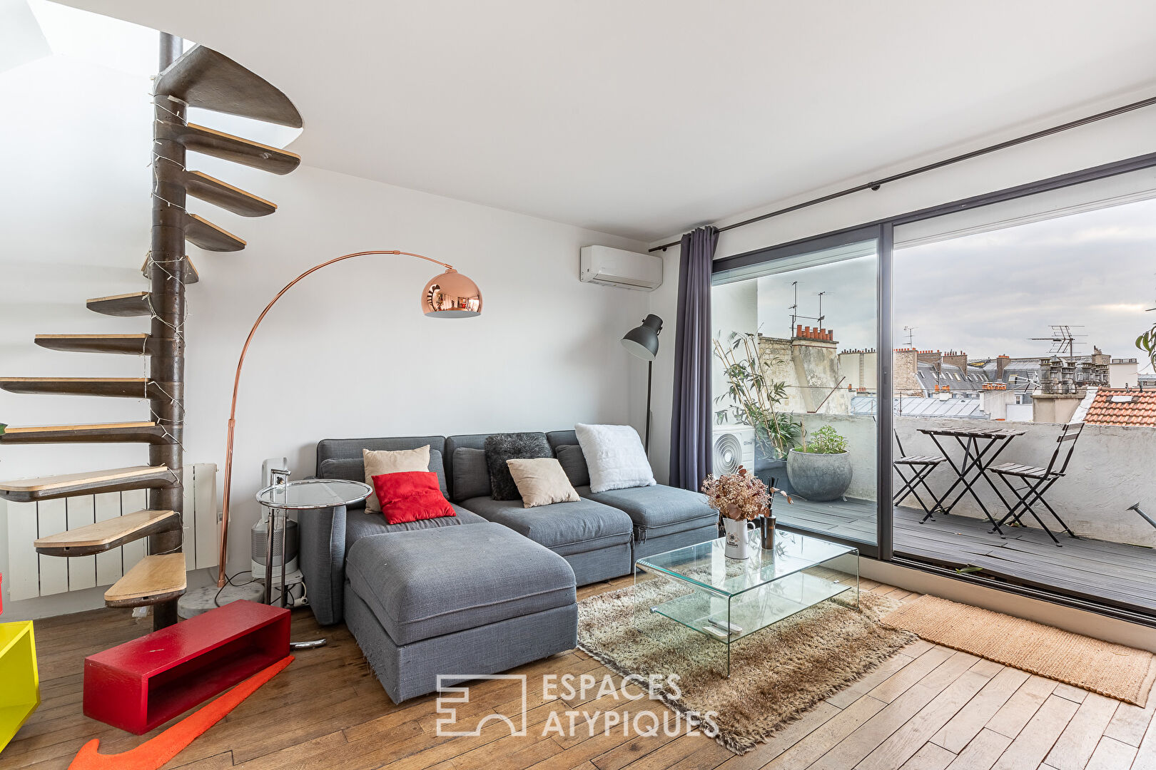 Roof top en duplex avec double terrasses et vue vertigineuse sur Paris