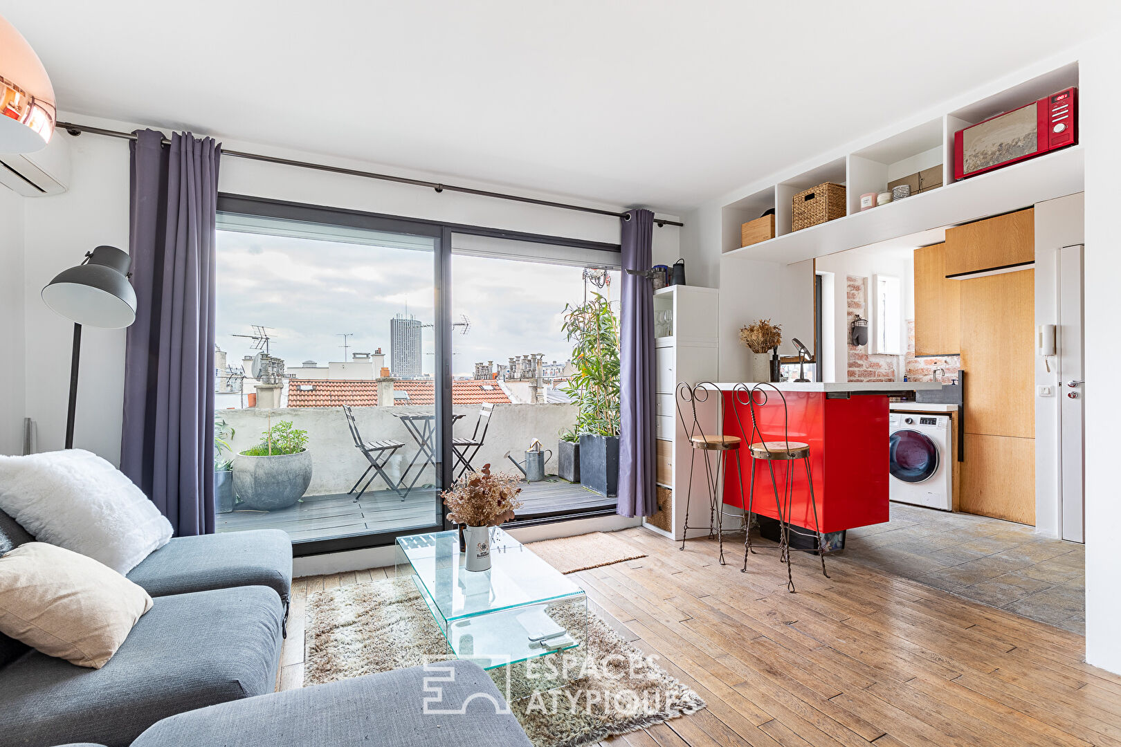 Roof top duplex with double terrace and breathtaking view of Paris