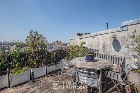 Top floor with terrace and exceptional views
