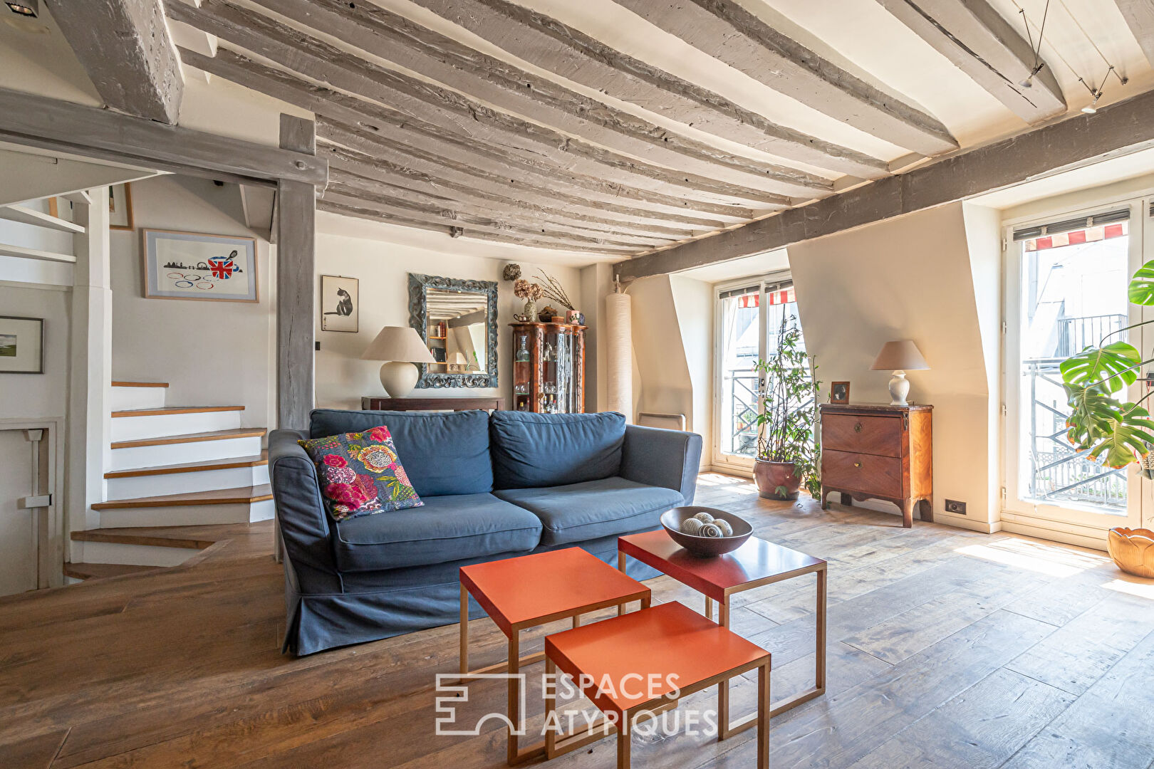 Top floor with terrace and exceptional views