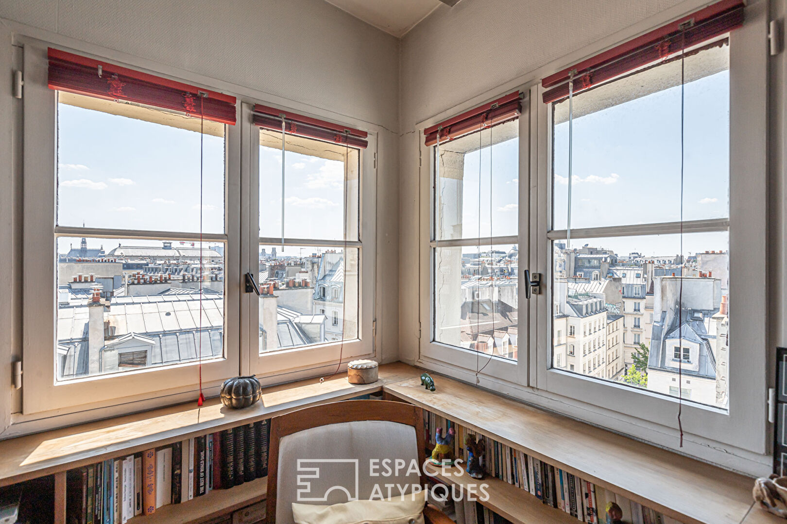 Top floor with terrace and exceptional views