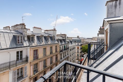 Top floor studio with balconies