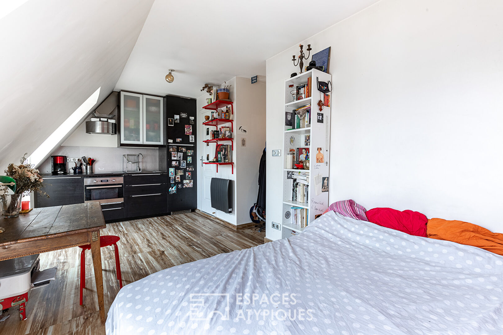 Top floor studio with balconies