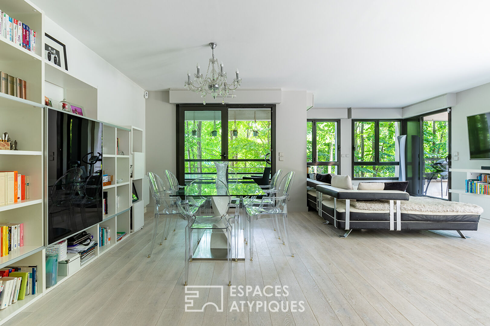 Appartement contemporain avec grand jardin et terrasses