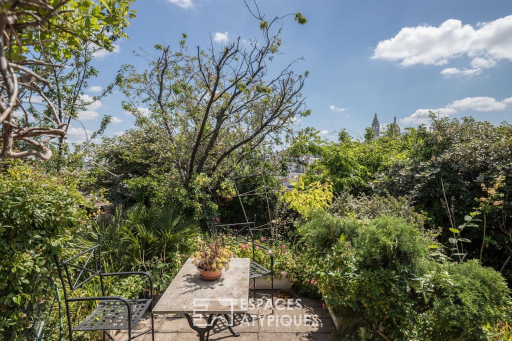 Dernier étage avec vue, terrasse, jardin suspendu et piscine à Lamarck