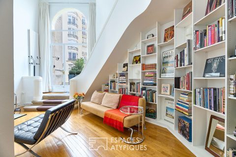 Art Deco duplex in private lane in La Muette district