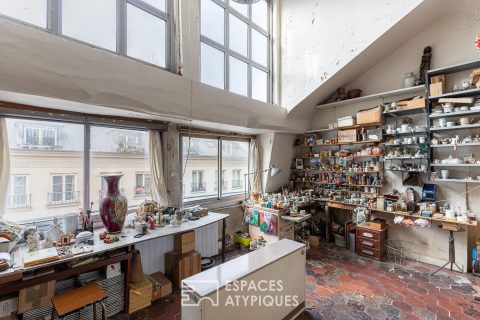 Former painting workshop crossing on the top floor to renovate