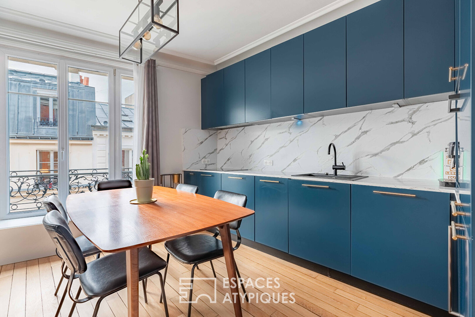 Crossing apartment in Epinettes-Batignolles
