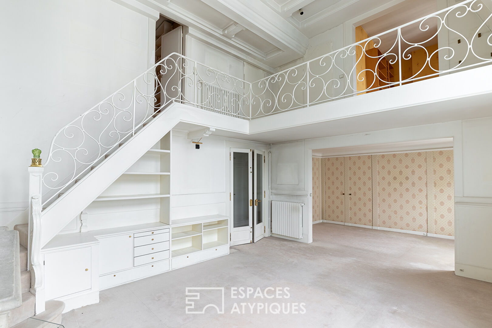 Elegant top floor duplex to reinterpret