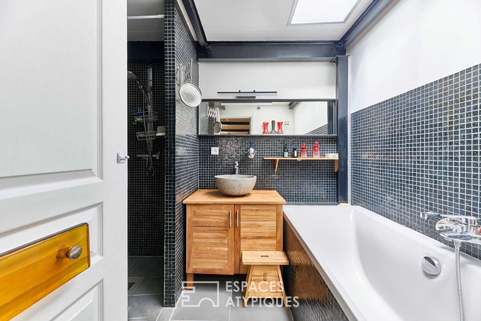 Maison esprit loft avec patio et terrasse proche Marché de l’Olive