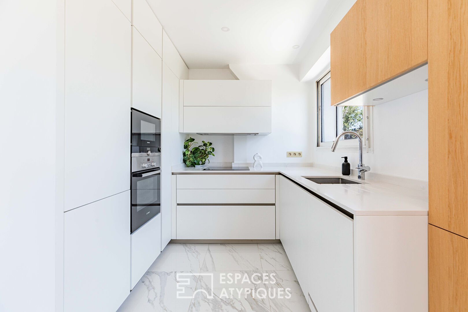 Penthouse avec grande terrasse et vues Paris – Sacré Coeur