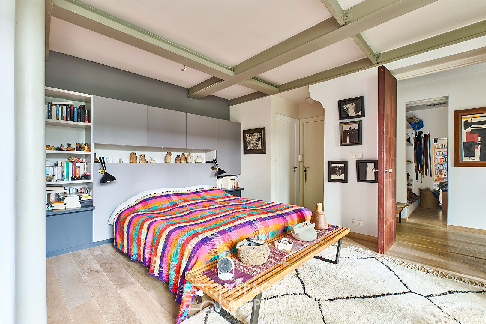 Exceptional Loft apartment with garden – Trudaine district