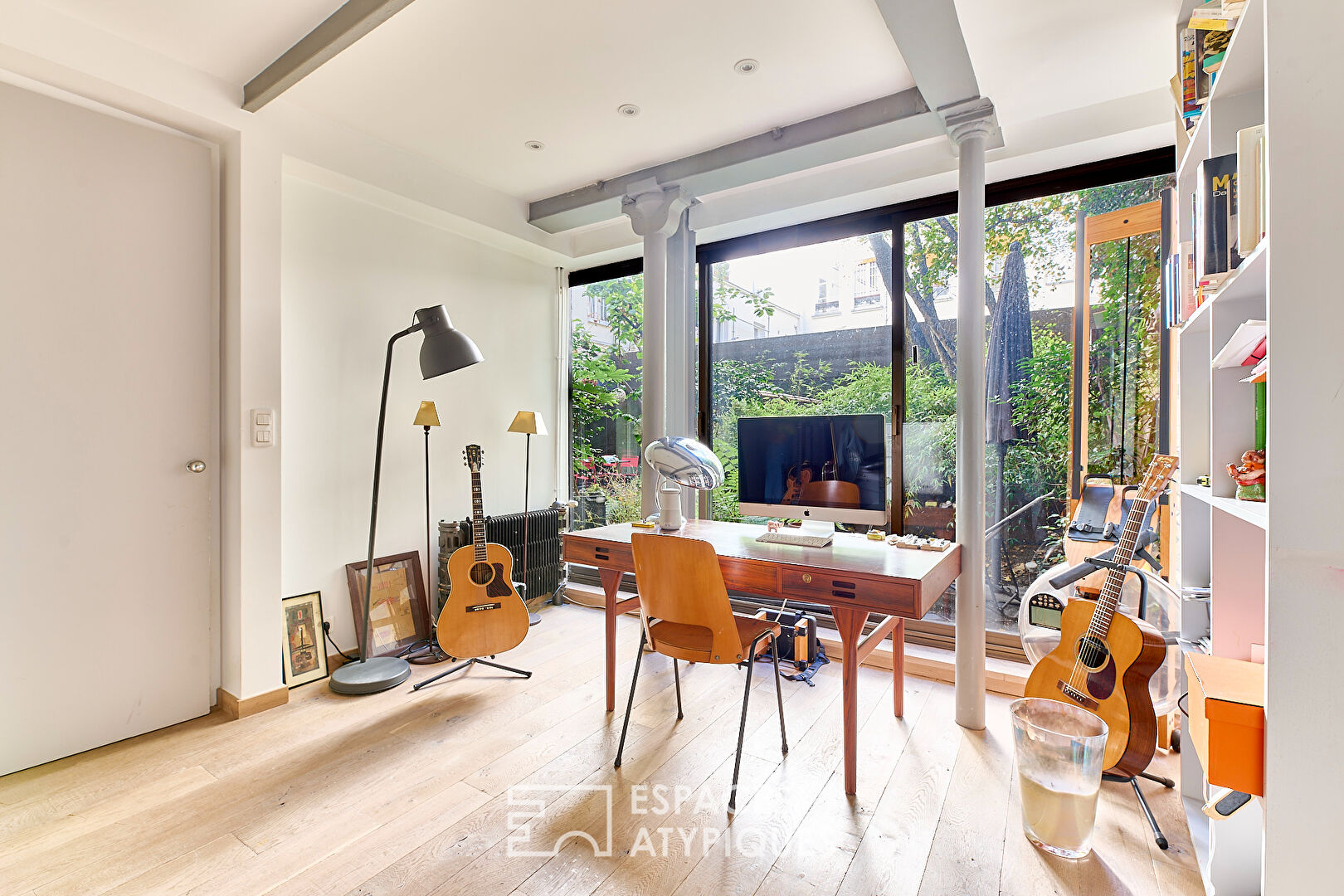 Exceptional Loft apartment with garden – Trudaine district