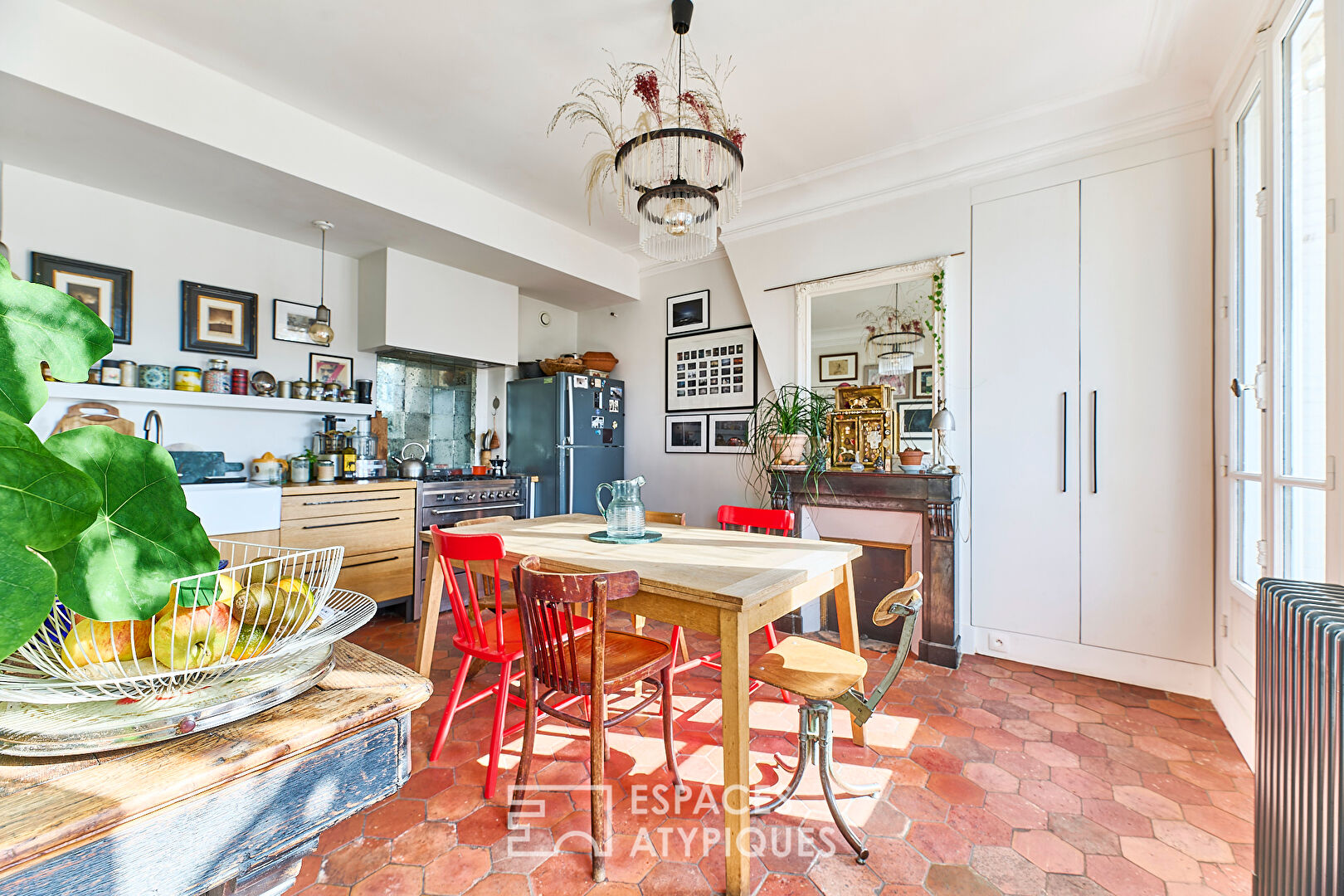Duplex familial bohème chic avec balcon – Montmartre-Anvers