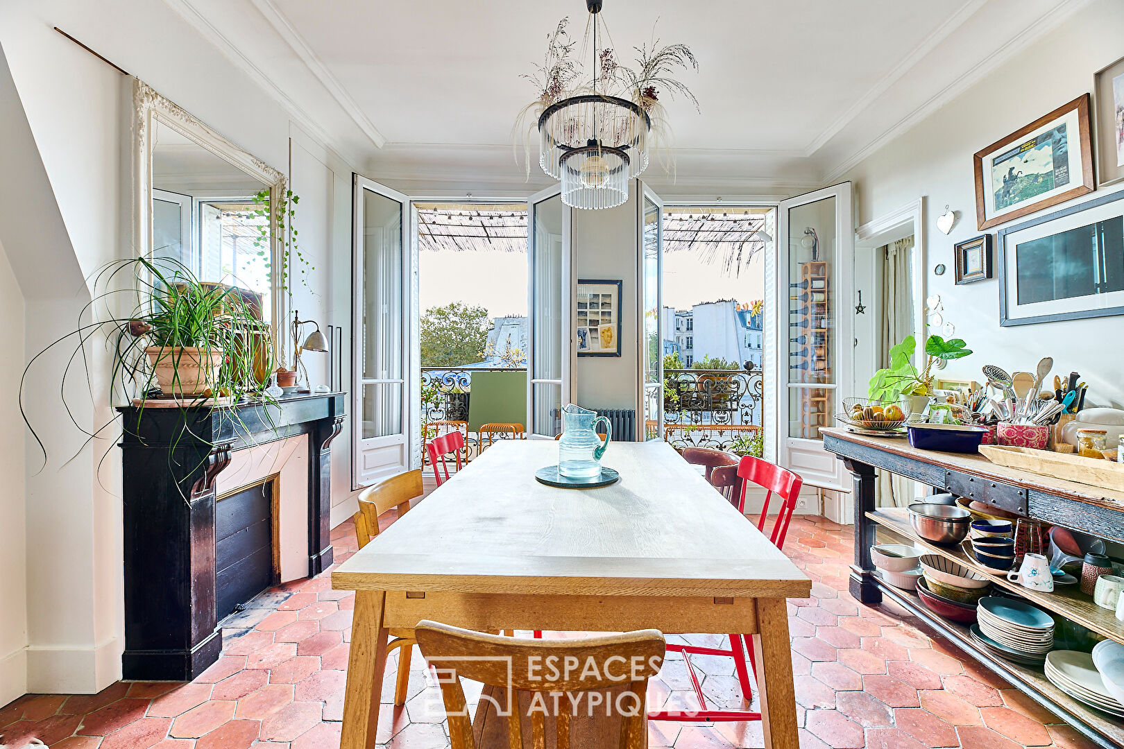 Duplex familial bohème chic avec balcon – Montmartre-Anvers
