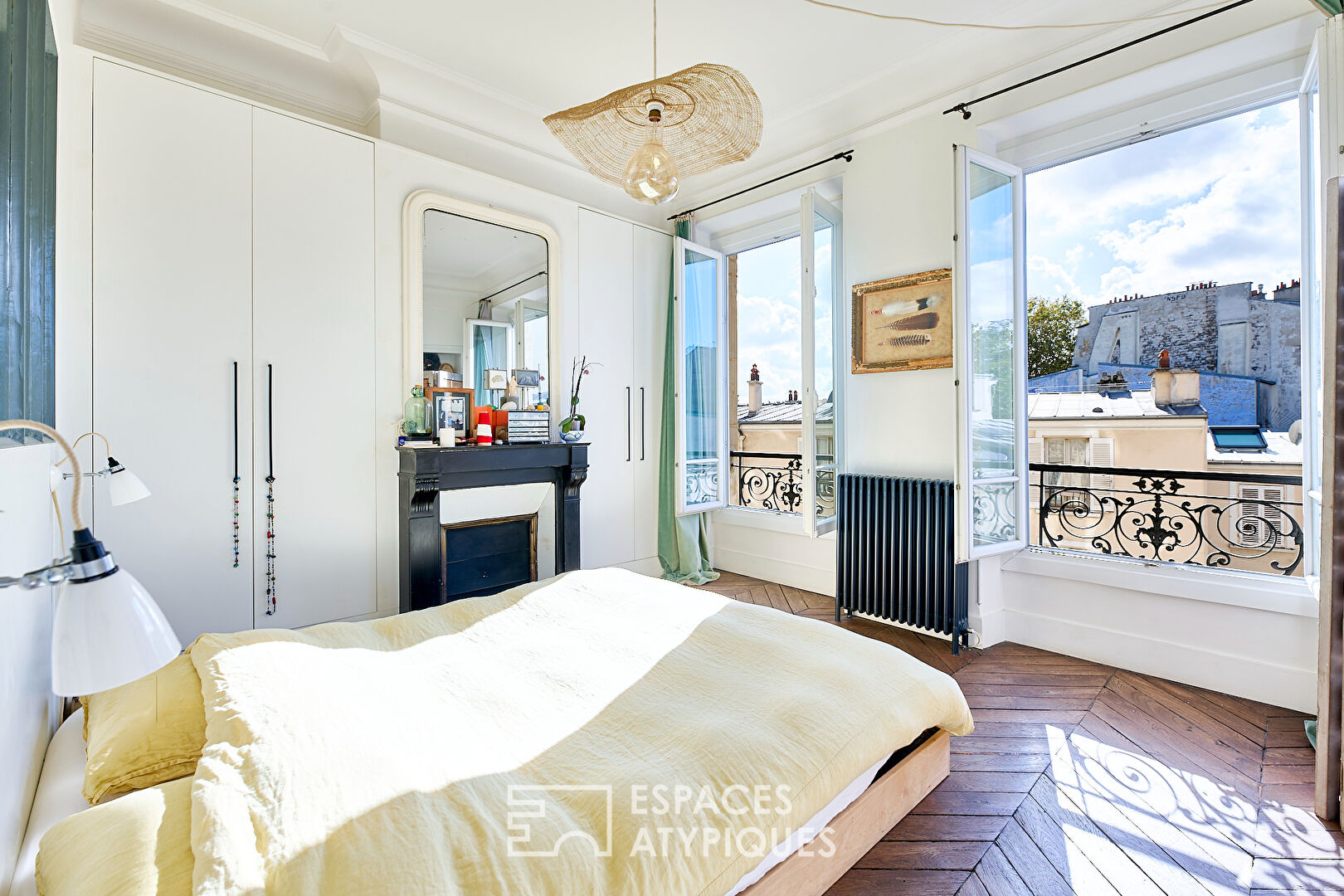 Duplex familial bohème chic avec balcon – Montmartre-Anvers