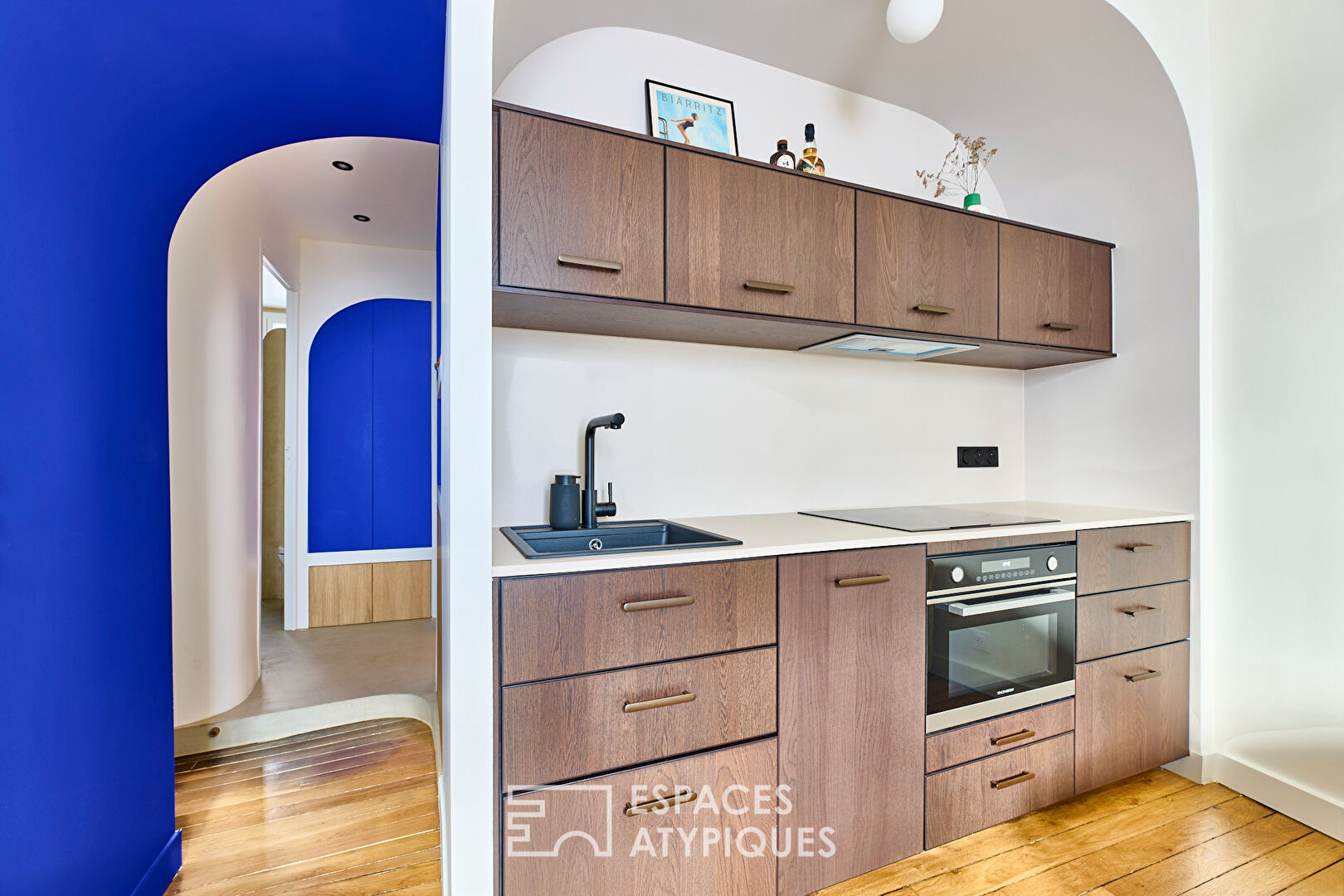Apartment renovated by architect in Montmartre