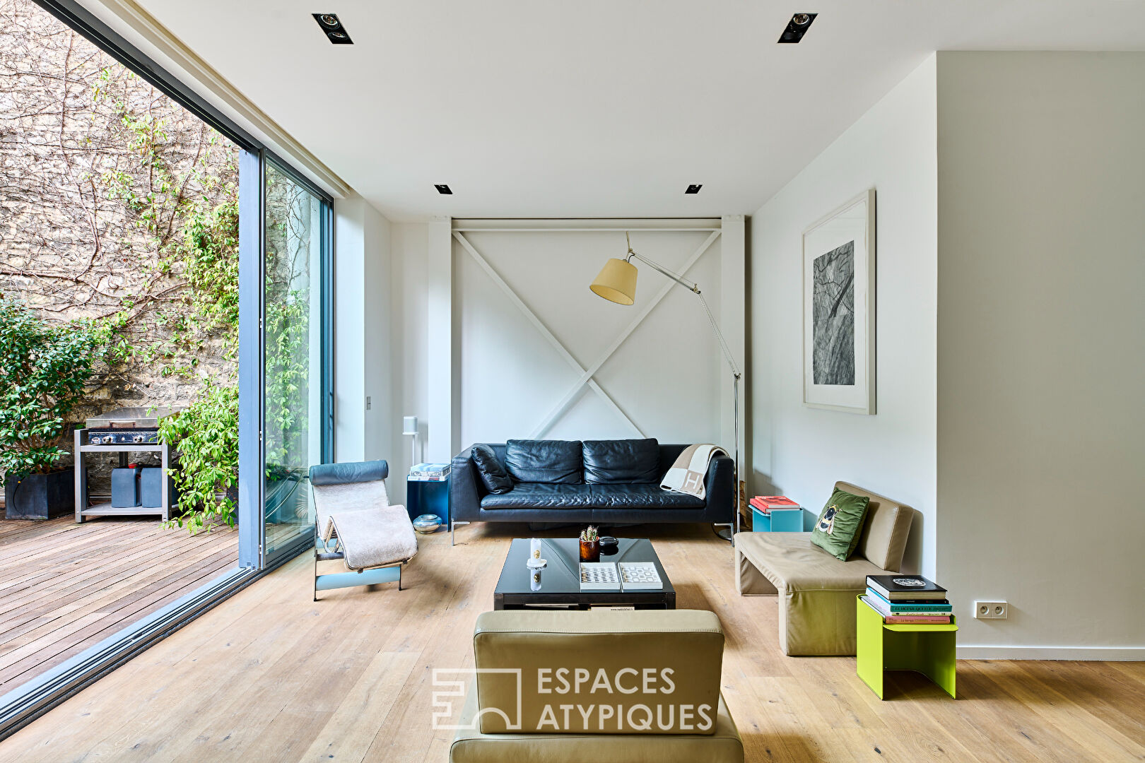 Duplex familial traversant avec terrasses – Village d’Auteuil