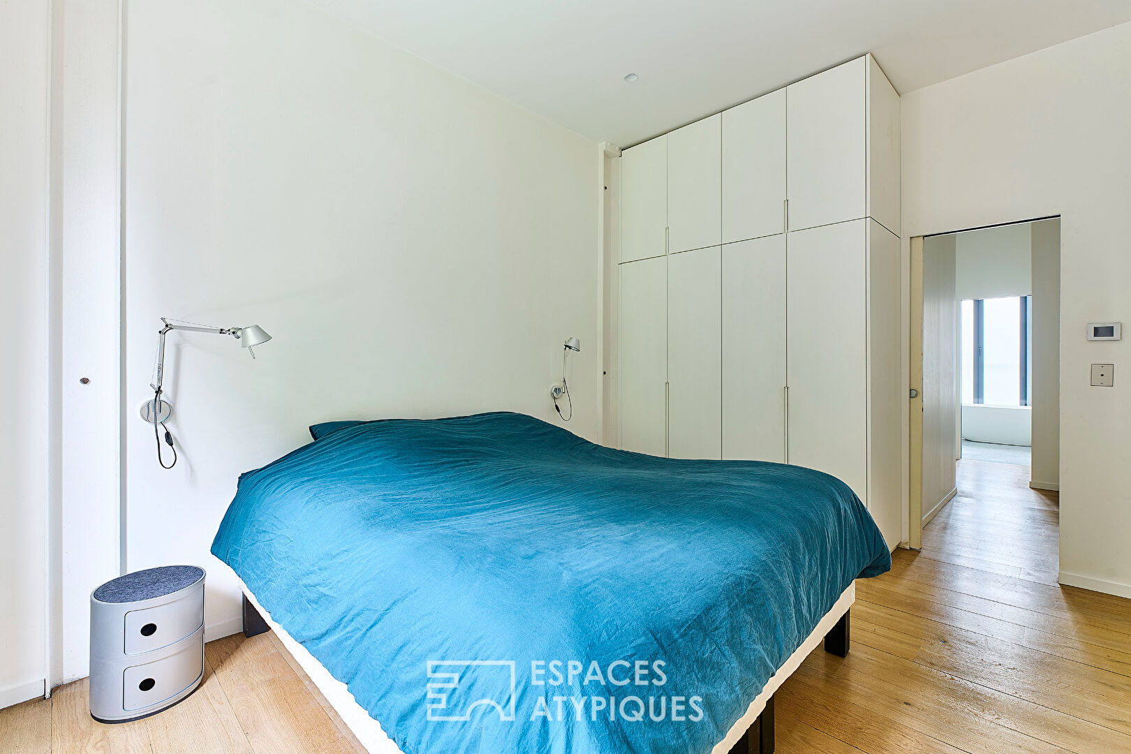 Duplex familial traversant avec terrasses – Village d’Auteuil