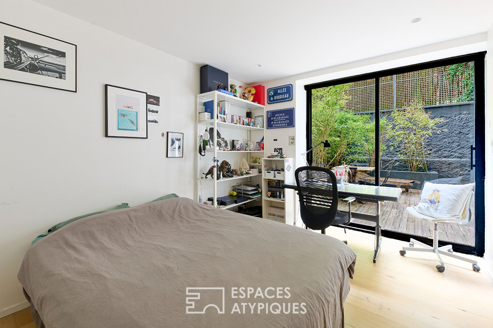 Duplex familial traversant avec terrasses – Village d’Auteuil