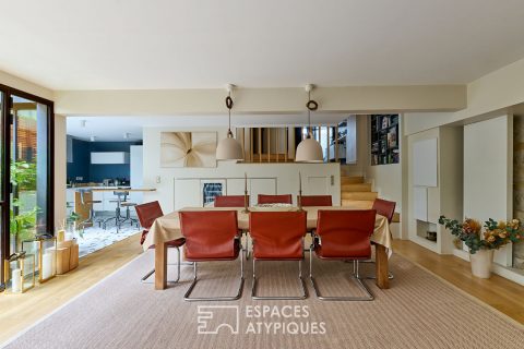 Duplex avec patio comme une maison à proximité des Abbessses