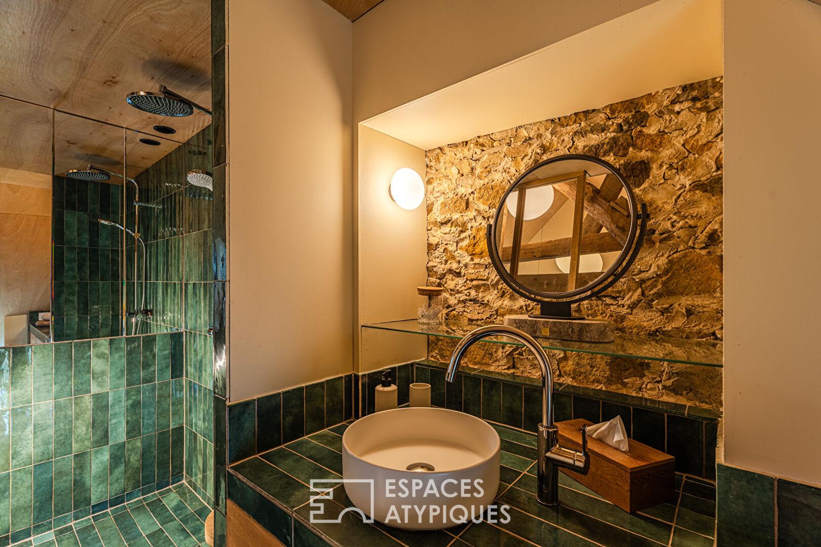 Maison en pierre rénovée à 6 minutes de la mer