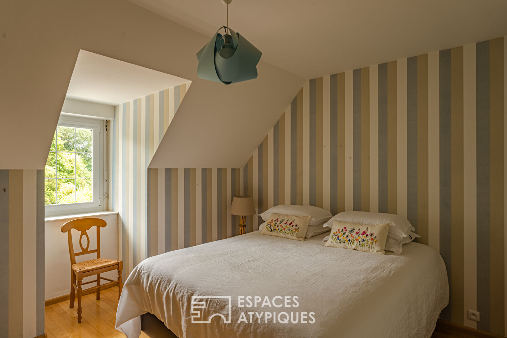 Maison familiale et son jardin exceptionnel