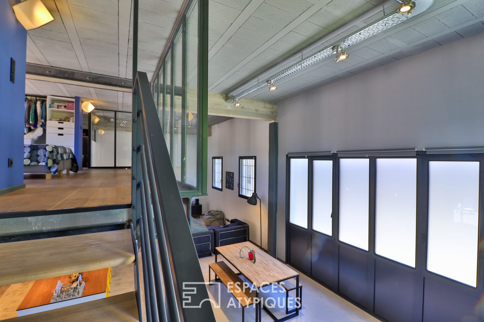 Brutalist LOFT with patio and garden