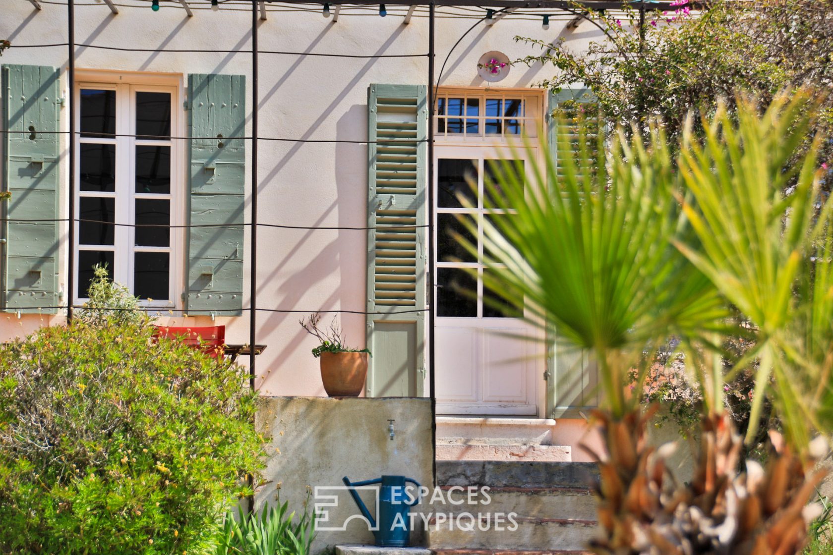 Bastide 1900 and its contemporary glass roof