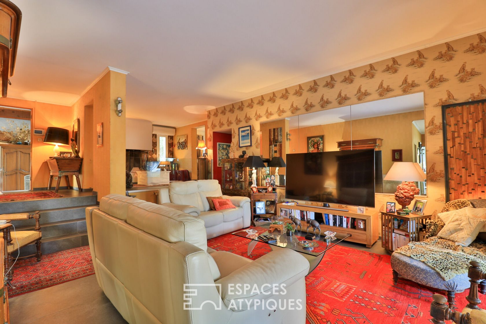 Family property two single storey houses