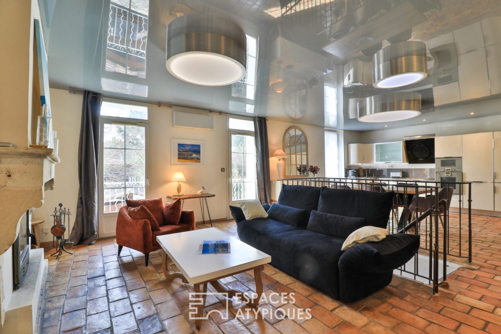 Former post house in stones rehabilitated