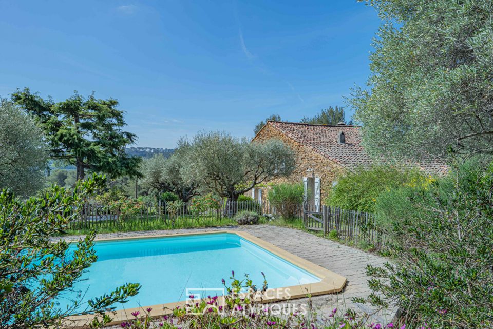 83740 LA CADIERE D AZUR - Bergerie revisitée avec piscine et vue dégagée - Réf. 0748EV