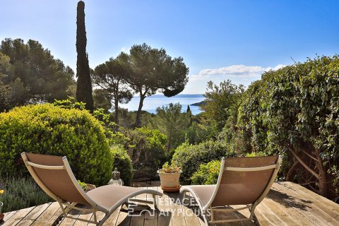 Villa d’Architecte vue mer dans un domaine de prestige