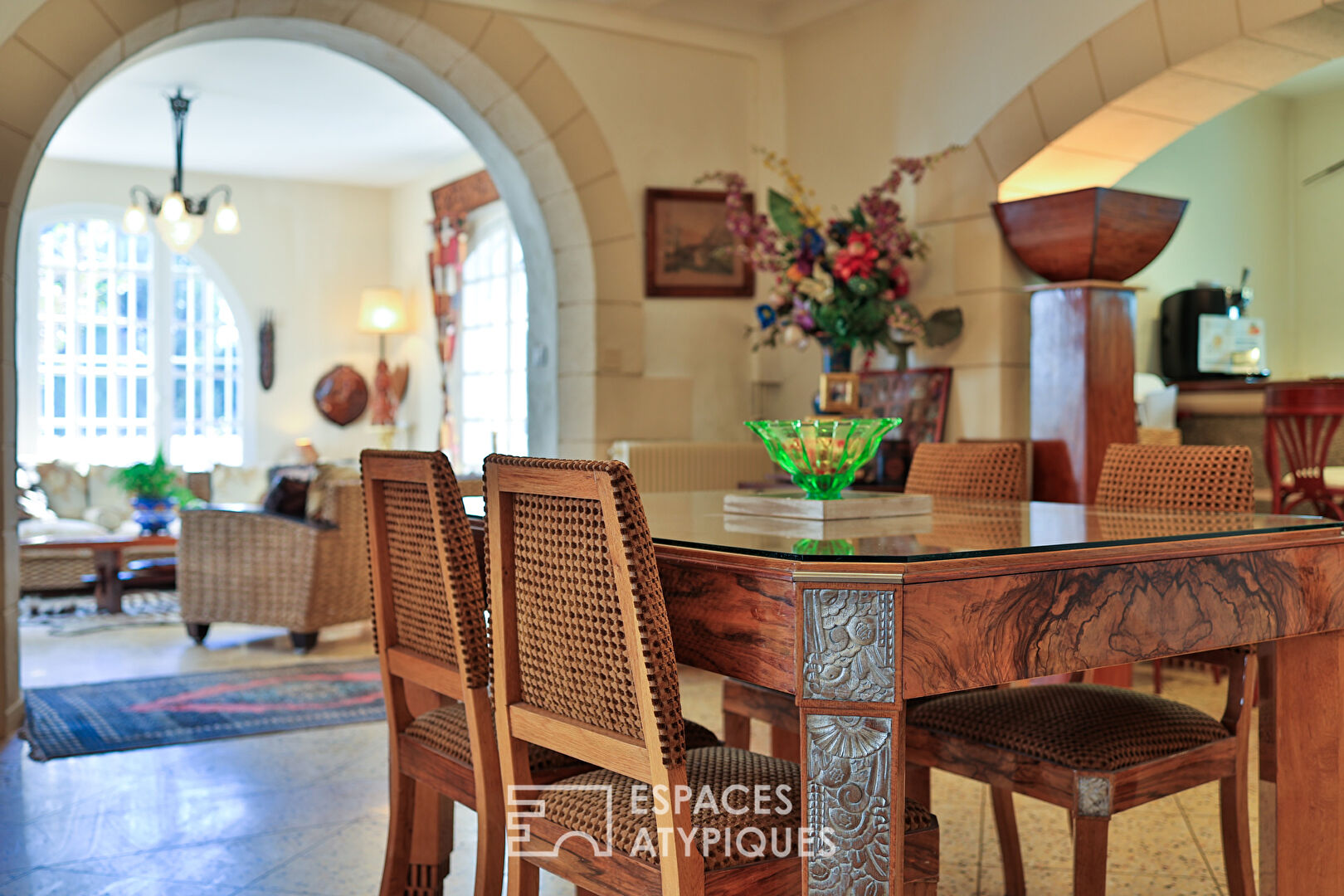 Baroque villa and its Art Deco interior