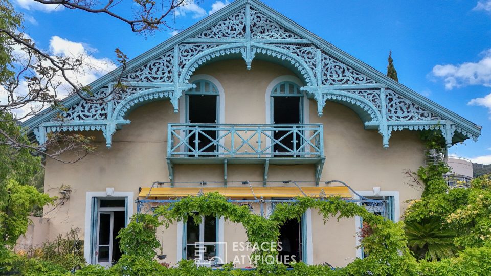 Duplex au cachet d'antan dans une maison coloniale avec jardin