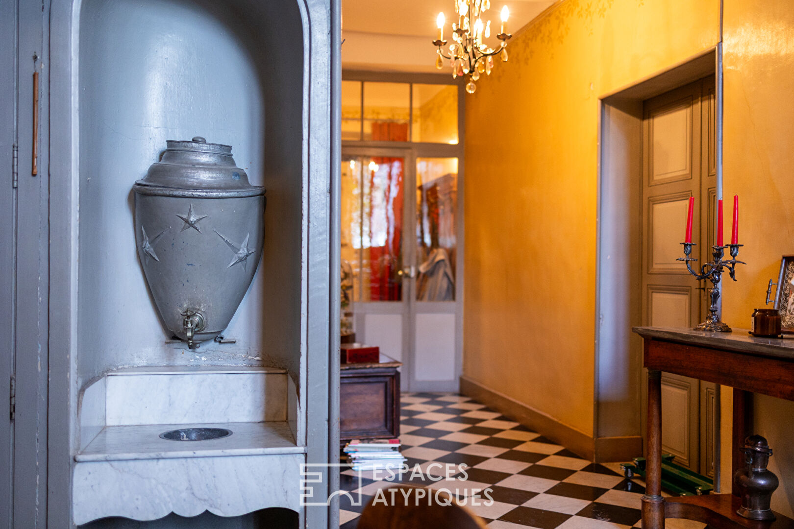 Ancienne propriété viticole avec jardin et dépendances