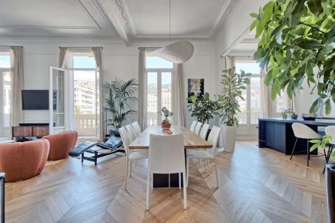 Contemporary apartment in a Second Empire building